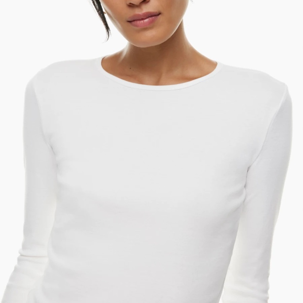 2 Aritzia Wilfred Free Theta Longsleeve Shirts in Size Small, Color: White